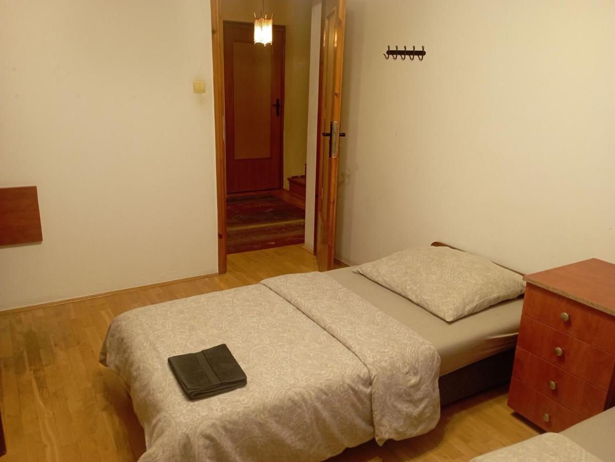 מלון ורשה Meier House Wawer מראה חיצוני תמונה